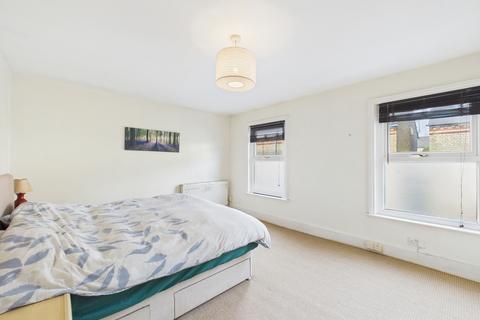 2 bedroom terraced house to rent, Cyprus Road, Cambridge, Cambridgeshire