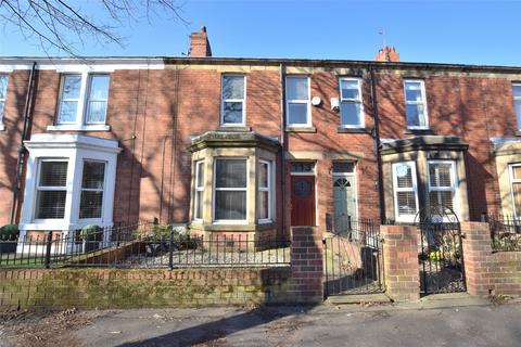 3 bedroom terraced house to rent, Dryden Road, Low Fell, Gateshead, NE9