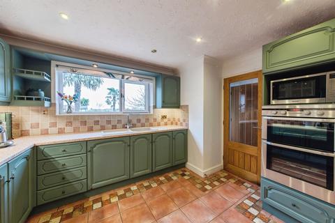 4 bedroom detached house for sale, Bourne Road, SPALDING