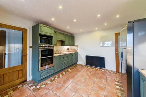 4 bedroom detached house for sale, Bourne Road, SPALDING