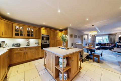 4 bedroom detached house for sale, Station Road, Surfleet, Spalding