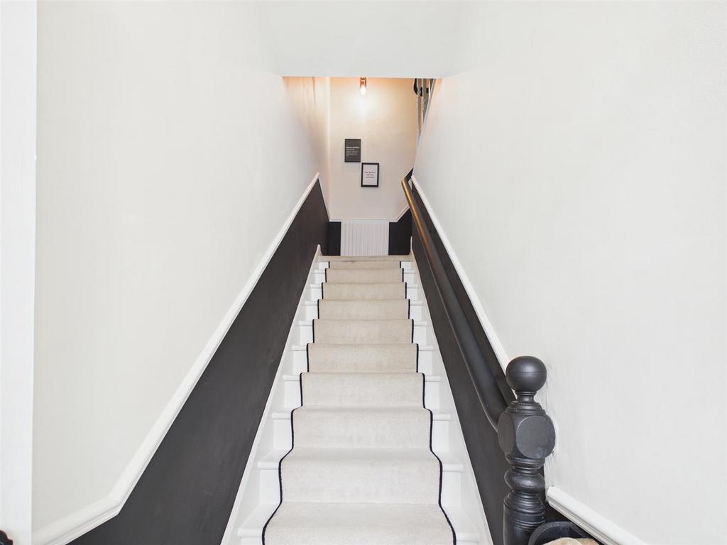 Hallway.jpg
