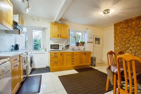 3 bedroom terraced house for sale, Kingsley Road, Harrow