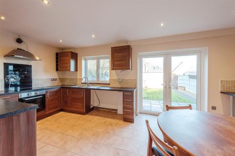 2 bedroom bungalow for sale, Camp Close, Feltwell, Thetford