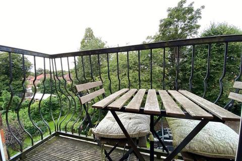 2 bedroom flat for sale, Norwood Road, Stretford