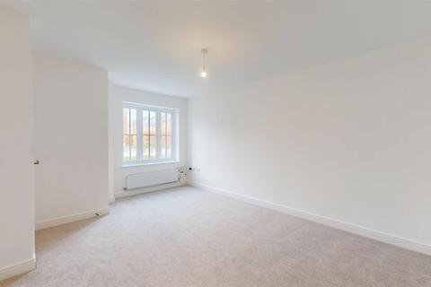 3 bedroom semi-detached house to rent, Fielding Drive, Five Oaks, Bicton Heath, Shrewsbury