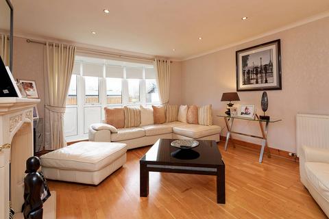 undefined, 25 Hillview Crescent, Uddingston, G71 6DW
