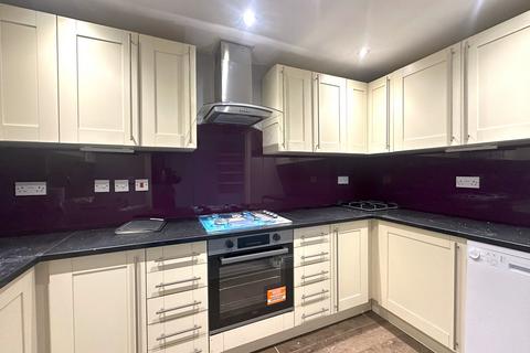2 bedroom flat to rent, Old Dover Road, Canterbury, CT1