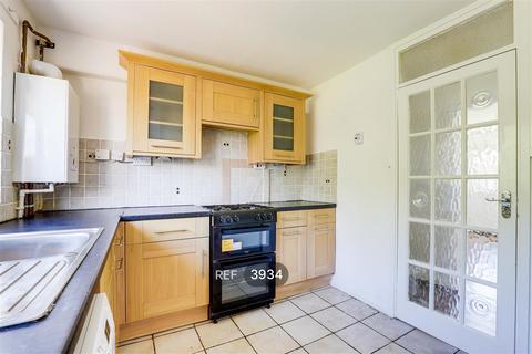 2 bedroom flat to rent, Nottingham NG7
