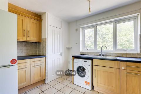 2 bedroom flat to rent, Nottingham NG7