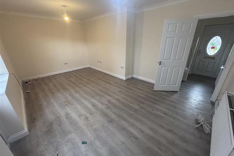 3 bedroom house to rent, Pipers Croft, LICHFIELD
