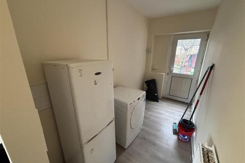 3 bedroom house to rent, Pipers Croft, LICHFIELD