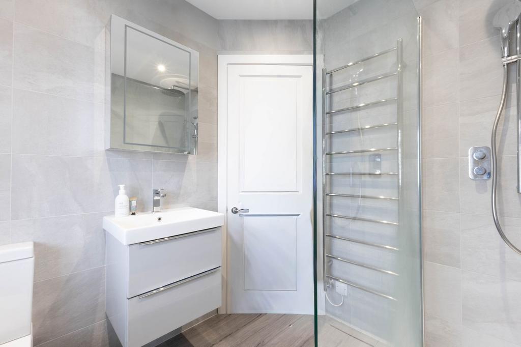 En suite shower room