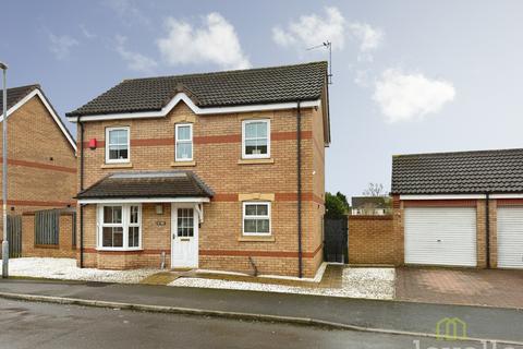 4 bedroom detached house for sale, Heron Drive, Gainsborough DN21