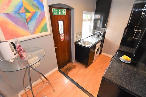 4 bedroom house to rent, Pershore Road, Birmingham B29