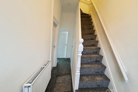 3 bedroom terraced house to rent, Chester Road, Tuebrook, Liverpool
