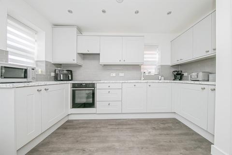 2 bedroom semi-detached house for sale, Kirby Road, Walton On The Naze