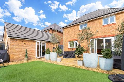 4 bedroom detached house for sale, Coed Golau Close, Llanwern, NP18