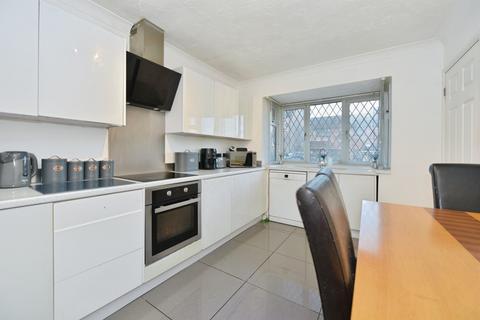 3 bedroom semi-detached house for sale, Meadowside Close, Wingerworth, Chesterfield
