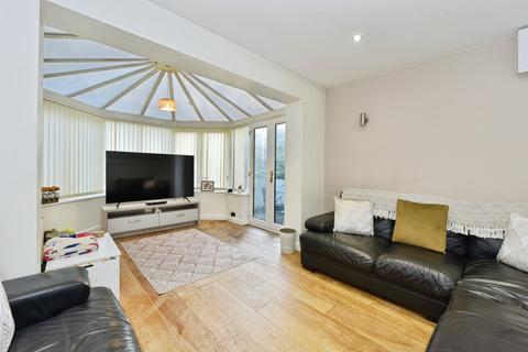 3 bedroom semi-detached house for sale, Meadowside Close, Wingerworth, Chesterfield