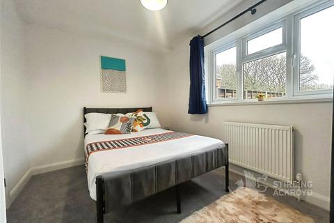 undefined, Rydes Avenue, Guildford, Surrey, GU2