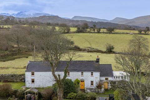 undefined, Fron Chwith, Deiniolen, Caernarfon, Gwynedd LL55 3NF