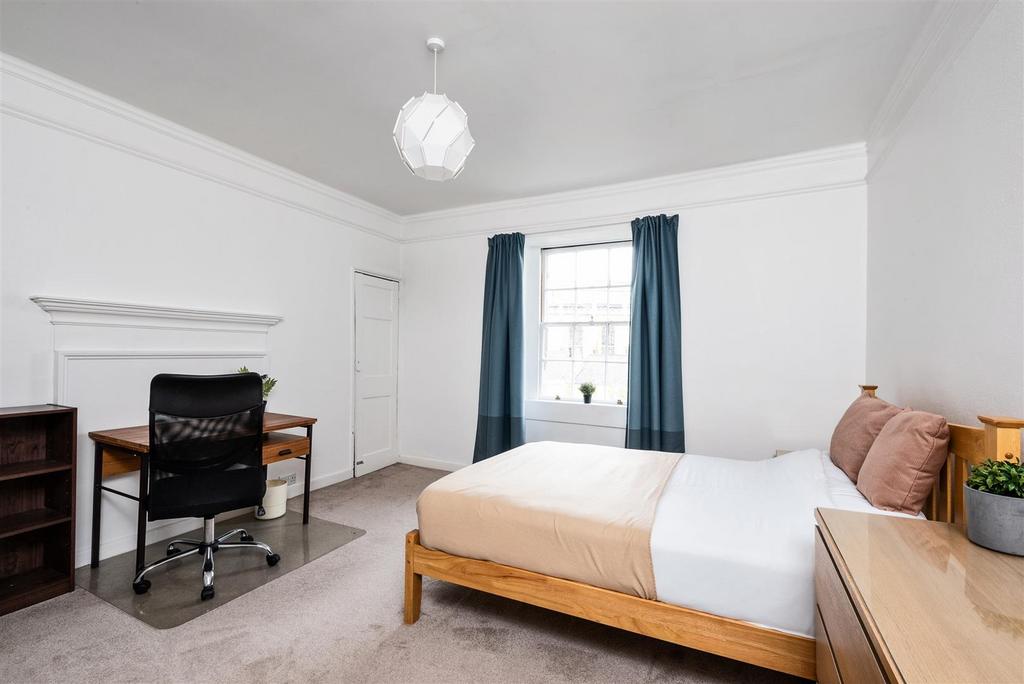 4 Beaufort East, Bath, BA1 6 QF-5.jpg
