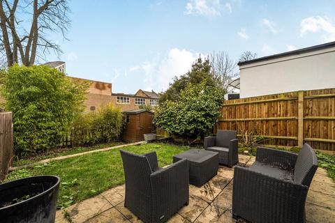 undefined, Queen Anne Avenue, Bromley, BR2
