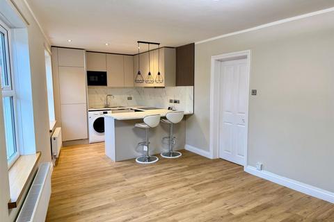 2 bedroom flat to rent, Clarence Road, Harborne, Birmingham, B17