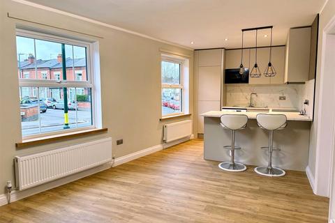 2 bedroom flat to rent, Clarence Road, Harborne, Birmingham, B17