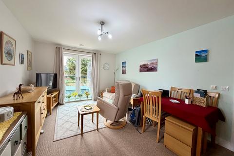 1 bedroom flat for sale, High Street, Huntingdon