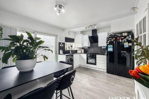 3 bedroom terraced house for sale, Dorrington Road, Birmingham B42