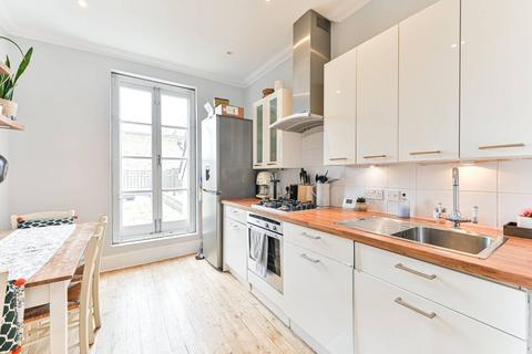 2 bedroom maisonette to rent, Kings Road, Moore Park Estate, London, SW6