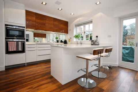 4 bedroom end of terrace house for sale, High Street, Reading RG10