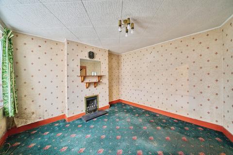 3 bedroom semi-detached house for sale, View Close, Harrow