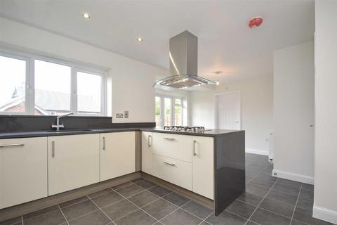 4 bedroom detached house to rent, Ingleby Way, The Mount, Shrewsbury