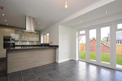 4 bedroom detached house to rent, Ingleby Way, The Mount, Shrewsbury