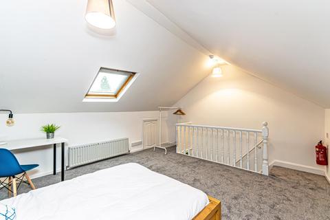 1 bedroom in a house share to rent, Garden Lane, Chester