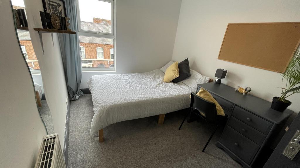 Bedroom 9