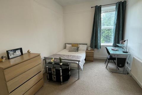 1 bedroom in a house share to rent, Saughall Road, Chester