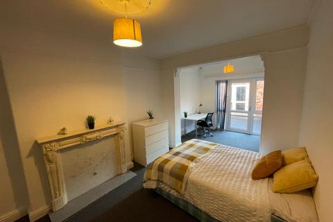 1 bedroom in a house share to rent, Walpole Street, Chester
