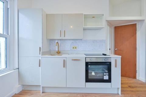 2 bedroom flat for sale, Melbourne Grove, Southwark, London, SE22