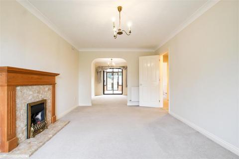 4 bedroom detached house to rent, Martingale Close, Cambridge CB4