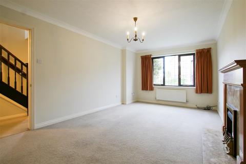 4 bedroom detached house to rent, Martingale Close, Cambridge CB4
