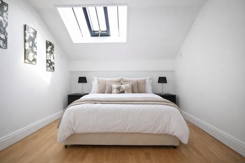 2 bedroom penthouse to rent, The Point, 14 Plumptre Street, Nottingham, NG1 1JP