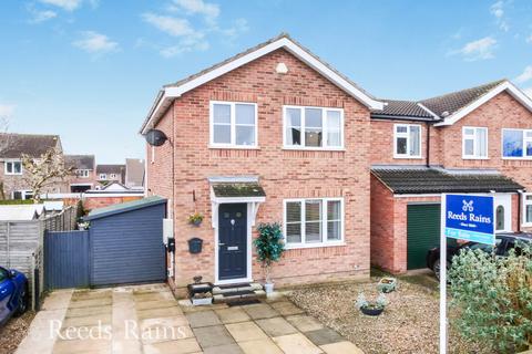 3 bedroom detached house for sale, Plantation Way, York YO32