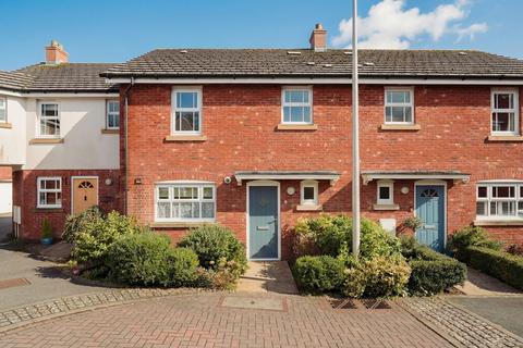 3 bedroom semi-detached house to rent, Albert Close, Crediton, EX17
