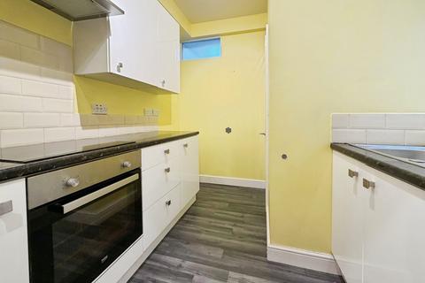 2 bedroom apartment to rent, Turncroft Lane, Stockport SK1