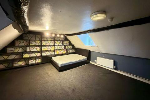 1 bedroom flat for sale, Flat 3, 97 St. Peters Street, St. Albans, Hertfordshire, AL1 3EN