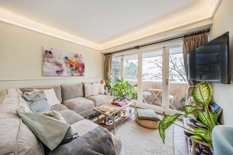 2 bedroom flat to rent, The Colonnades, London W2
